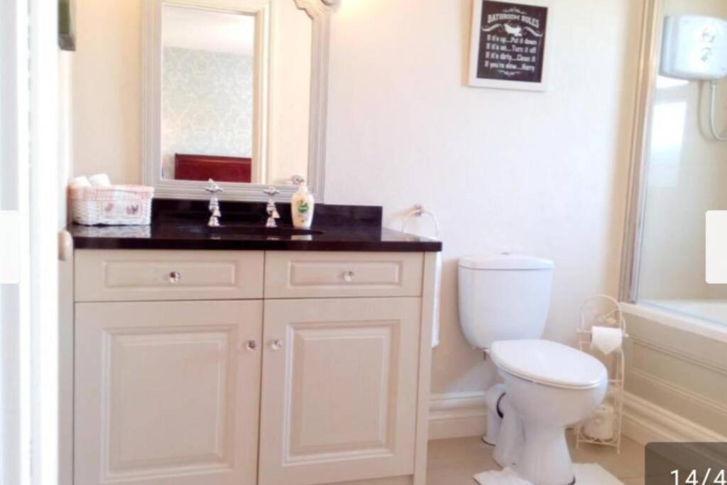 Cliffs View Self Catering @ Limestone Lodge Doolin Buitenkant foto
